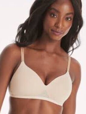 Hanes Oh So Light Women's Wireless T-Shirt Bra New With Tags Size Medium